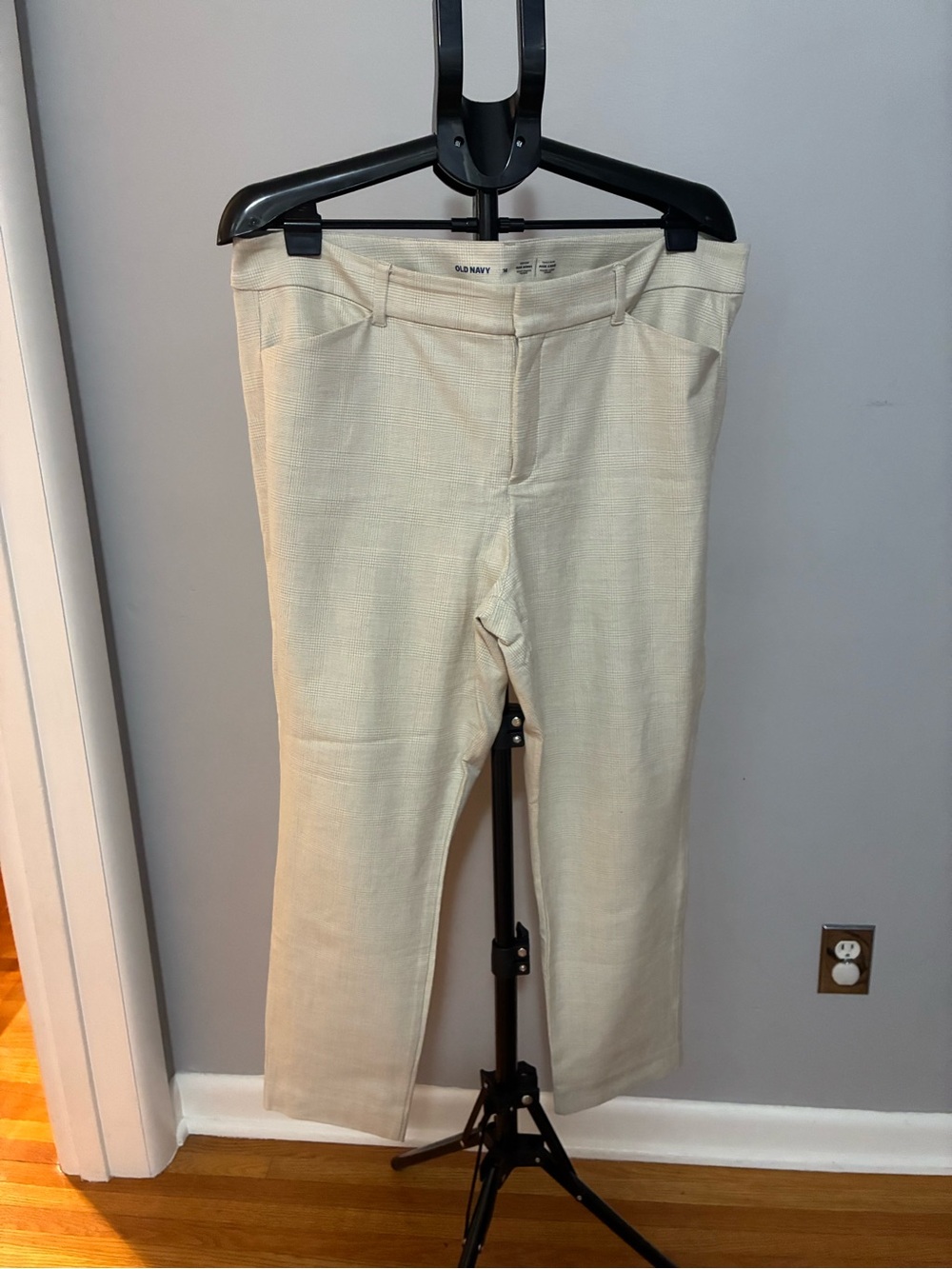Old Navy Light Cream Straight-Leg Dress Pants